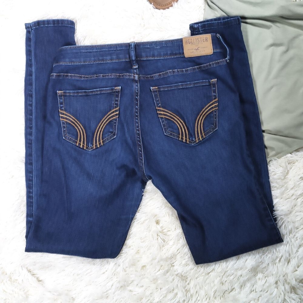 NWOT Hollister Skinny Jeans - Picture 5 of 13